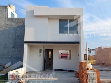 PRE VENTA DE CASA EN FRACC. EL PRADO