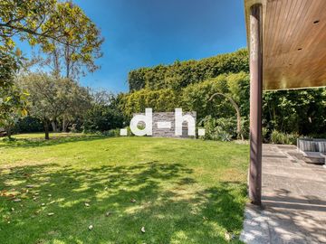 Casa en Venta en Bosques de las Lomas