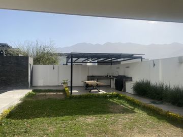 CASA EN VENTA RESIDENCIAL LA JOYA