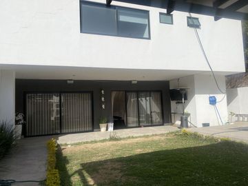 CASA EN VENTA RESIDENCIAL LA JOYA