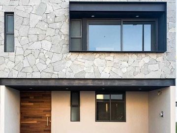 SE VENDE CASA EN PUNTO SUR