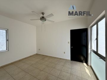 Hermosa Casa en Venta en Residencial Santa Bárbara Colima Excelente Ubicación