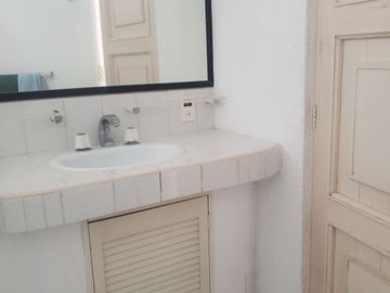 ACAPULCO TRADICIONAL VILLA CON VISTA A MAR ABIERTO Y ALBERCA