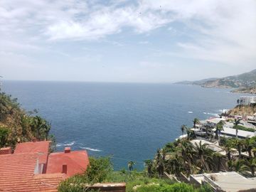 ACAPULCO TRADICIONAL VILLA CON VISTA A MAR ABIERTO Y ALBERCA