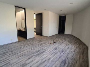 Casa en venta en Querétaro dentro del Club de Golf Campanario, de OPORTUNIDAD