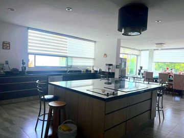 Venta de Casa en Querétaro, Claustros del Sur, zona Centro Sur, 4 recámaras