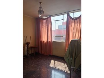 Se vende departamento Lince 87 m2