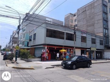 SE VENDE DEPARTAMENTO CON LOCAL  EN PUEBLO LIBRE
