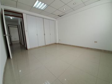 ALQUILER DE OFICINA EN LA  MOLINA