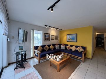 LINDO DEPARTAMENTO EN VENTA, CONDOMINIO FRENTE AL MAR, CERRO AZUL