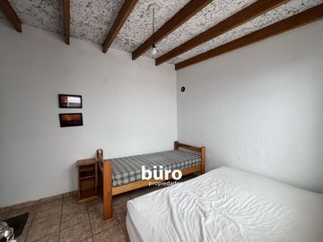 LINDO DEPARTAMENTO EN VENTA, CONDOMINIO FRENTE AL MAR, CERRO AZUL