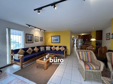 LINDO DEPARTAMENTO EN VENTA, CONDOMINIO FRENTE AL MAR, CERRO AZUL