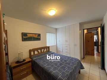 LINDO DEPARTAMENTO EN VENTA, CONDOMINIO FRENTE AL MAR, CERRO AZUL