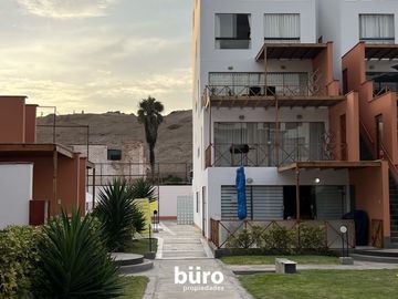 LINDO DEPARTAMENTO EN VENTA, CONDOMINIO FRENTE AL MAR, CERRO AZUL