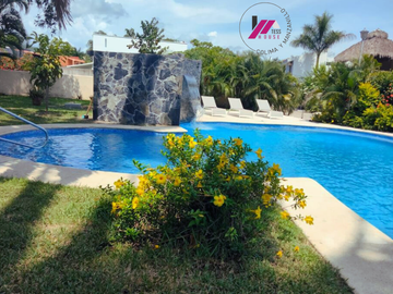 HERMOSA CASA EN CONDOMINIO REAL DE SANTIAGO