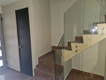 CASA EN VENTA EN EL PEÑON GUADALUPE FRENTE A PARQUE