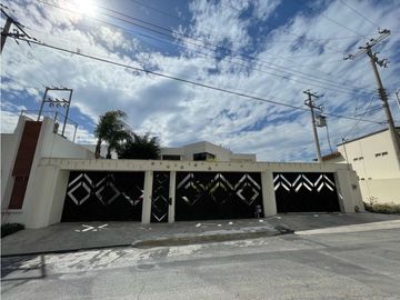 Casa en venta Contry La Escondida, Guadalupe N.L.