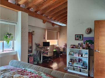 EXCLUSIVA RESIDENCIA EN PRADO LARGO, CON BUENOS ACABADOS