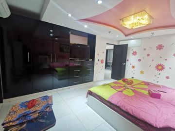 Casa En Venta O Renta En Condominio Sector Camino Real, Tres Niveles Con Zona Bbq
