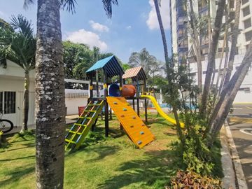 Casa En Venta O Renta En Condominio Sector Camino Real, Tres Niveles Con Zona Bbq
