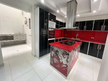 Casa En Venta O Renta En Condominio Sector Camino Real, Tres Niveles Con Zona Bbq