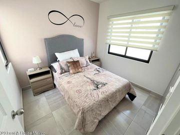 Zakia casa nueva de 4 recamaras en VENTA RAH2060