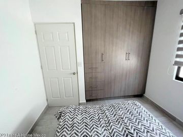 Zakia casa nueva de 4 recamaras en VENTA RAH2060