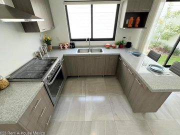Zakia casa nueva de 4 recamaras en VENTA RAH2060