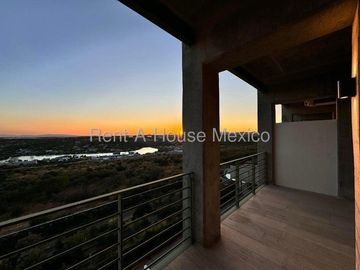 Altos de Juriquilla departamento nuevo en VENTA RAH1200