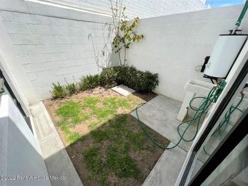 Zibatá casa nueva de 3 recamaras en VENTA RAH2343