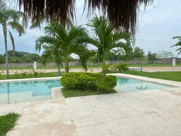 Casa en Fraccionamiento Sotavento Zona Country Villahermosa