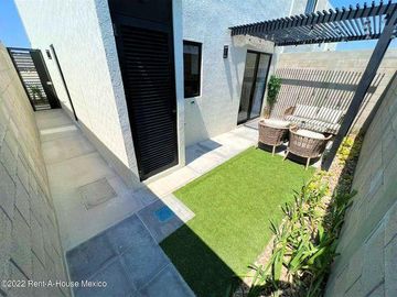 El Marques casa nueva de 3 recamaras en VENTA RAH2410