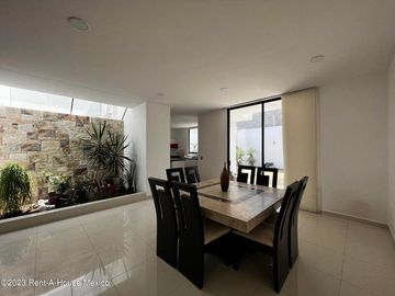 Cumbres del Lago casa de 3 recamaras en VENTA RAH5681