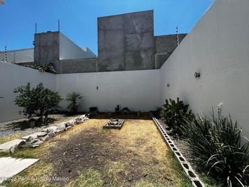 Cumbres del Lago casa de 3 recamaras en VENTA RAH5681