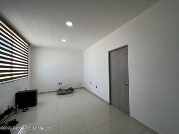 Cumbres del Lago casa de 3 recamaras en VENTA RAH5681