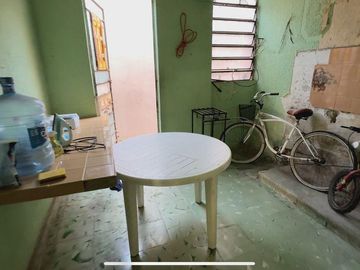 Casa para remodelar en el Centro de Mérida a 2 calles de la Plancha
