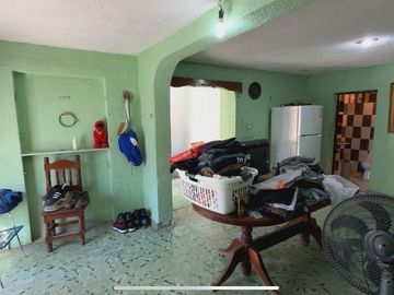 Casa para remodelar en el Centro de Mérida a 2 calles de la Plancha