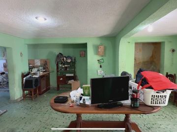 Casa para remodelar en el Centro de Mérida a 2 calles de la Plancha