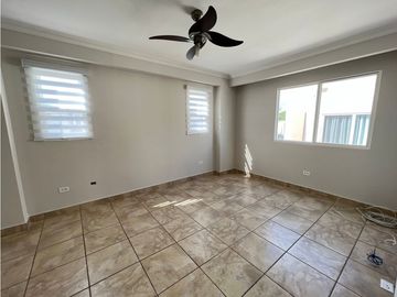 VENDO o ALQUILO  PH EVEREST PASEO DEL NORTE BRISAS DEL GOLF
