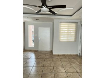 VENDO o ALQUILO  PH EVEREST PASEO DEL NORTE BRISAS DEL GOLF