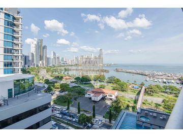 SE VENDE APARTAMENTO EN YACHT CLUB, AVENIDA BALBOA (MC)