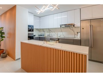 SE VENDE APARTAMENTO EN YACHT CLUB, AVENIDA BALBOA (MC)