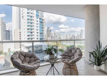 SE VENDE APARTAMENTO EN YACHT CLUB, AVENIDA BALBOA (MC)
