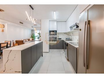 SE VENDE APARTAMENTO EN YACHT CLUB, AVENIDA BALBOA (MC)