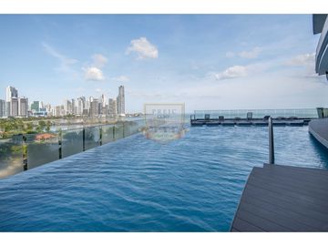 SE VENDE APARTAMENTO EN YACHT CLUB, AVENIDA BALBOA (MC)