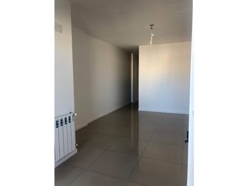 Hermoso Depto. MB ubicación (con renta)