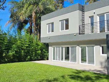 Casa en alquiler en El Carmencito