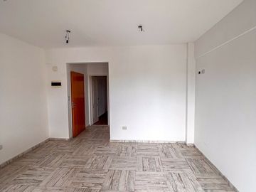 DEPTO 2 AMB CON BALCON A ESTRENAR SAN MARTIN
