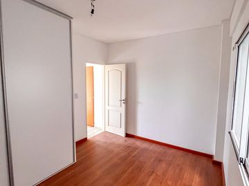 DEPTO 2 AMB CON BALCON A ESTRENAR SAN MARTIN