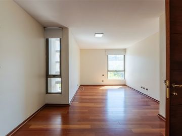 Departamento en Venta en Plaza del Hoyo